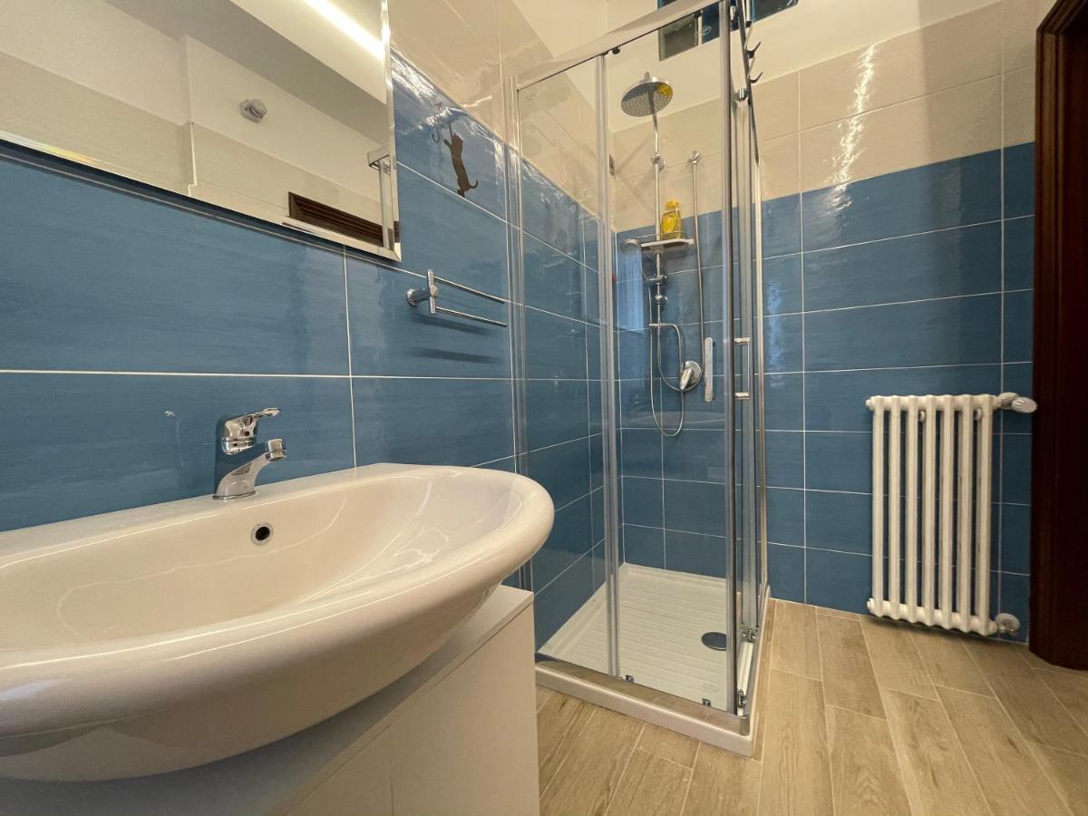 Primopiano Holiday House Salerno Luaran gambar
