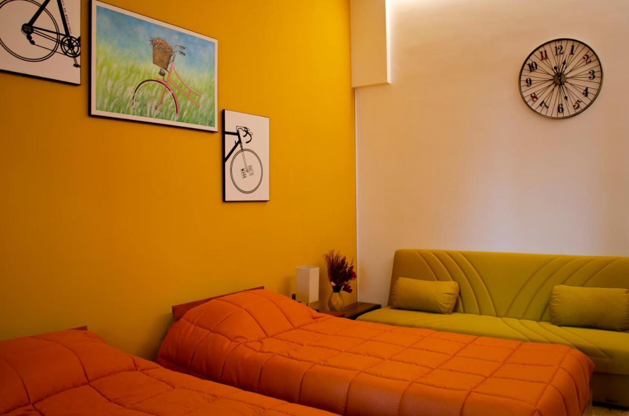 Primopiano Holiday House Salerno Luaran gambar