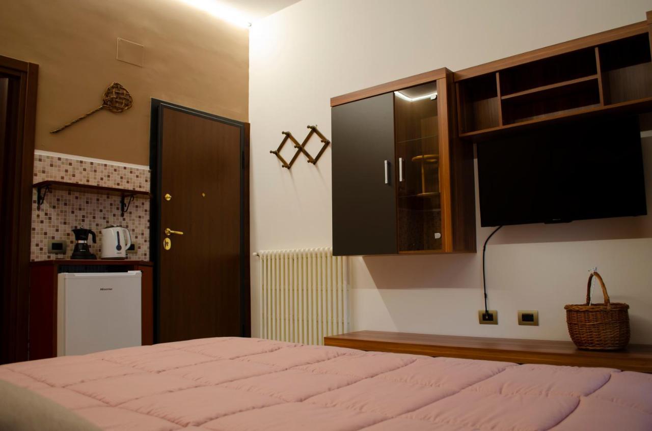 Primopiano Holiday House Salerno Luaran gambar